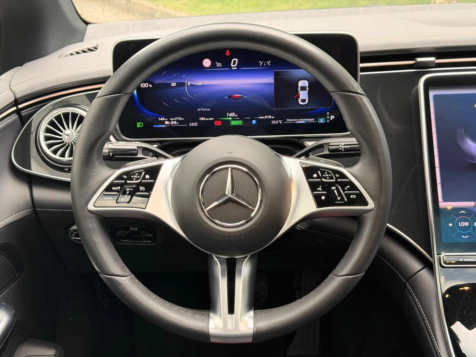 Mercedes-Benz EQE 300 / MBUX / ПОДГРЕВ / КАМЕРА, снимка 13 - Автомобили и джипове - 54758969