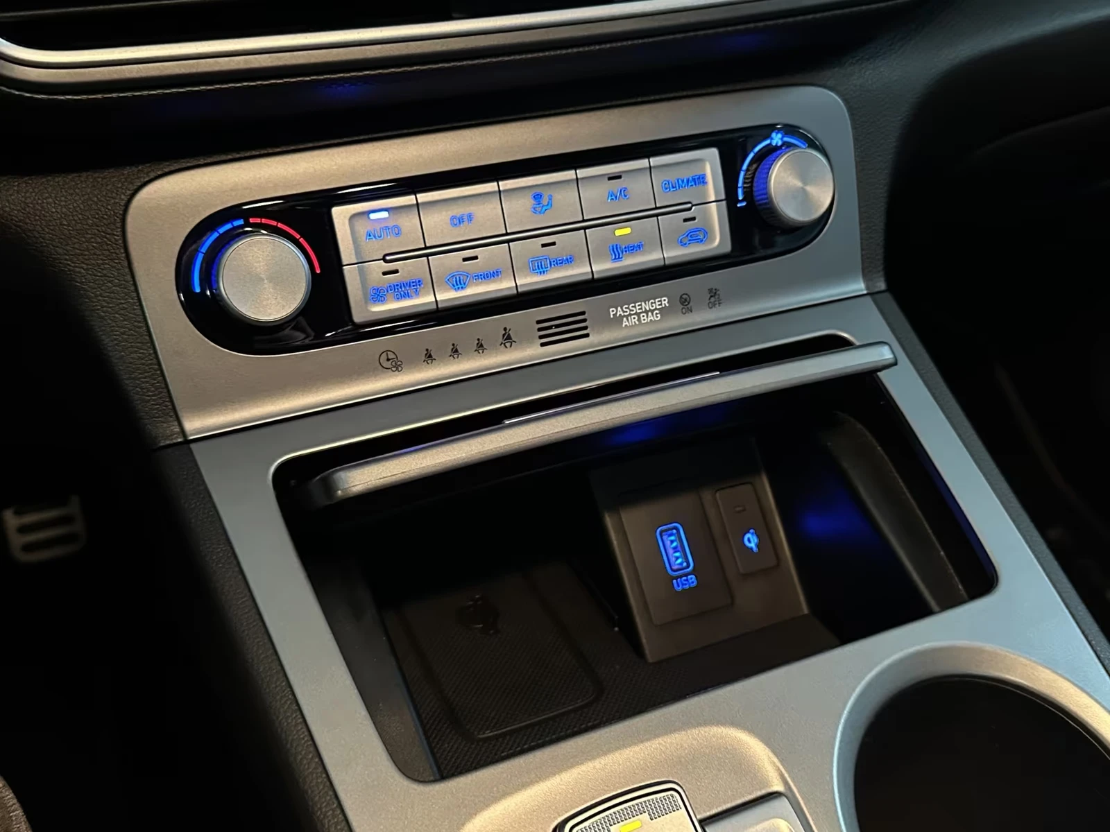 Hyundai Kona ELECTRIC STYLE| 57000км| 100%SOH| ТЕРМОПОМПА| CAM|, снимка 15 - Автомобили и джипове - 54760821