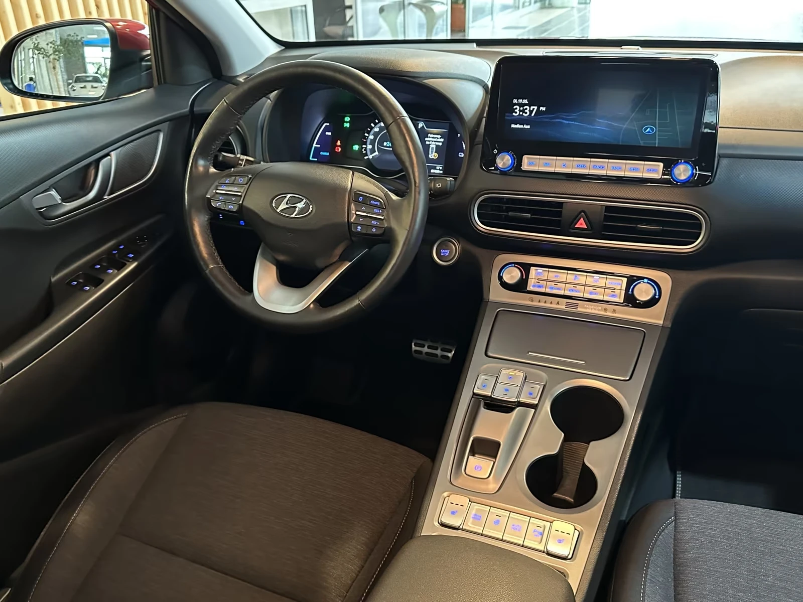 Hyundai Kona ELECTRIC STYLE| 57000км| 100%SOH| ТЕРМОПОМПА| CAM|, снимка 8 - Автомобили и джипове - 54760821