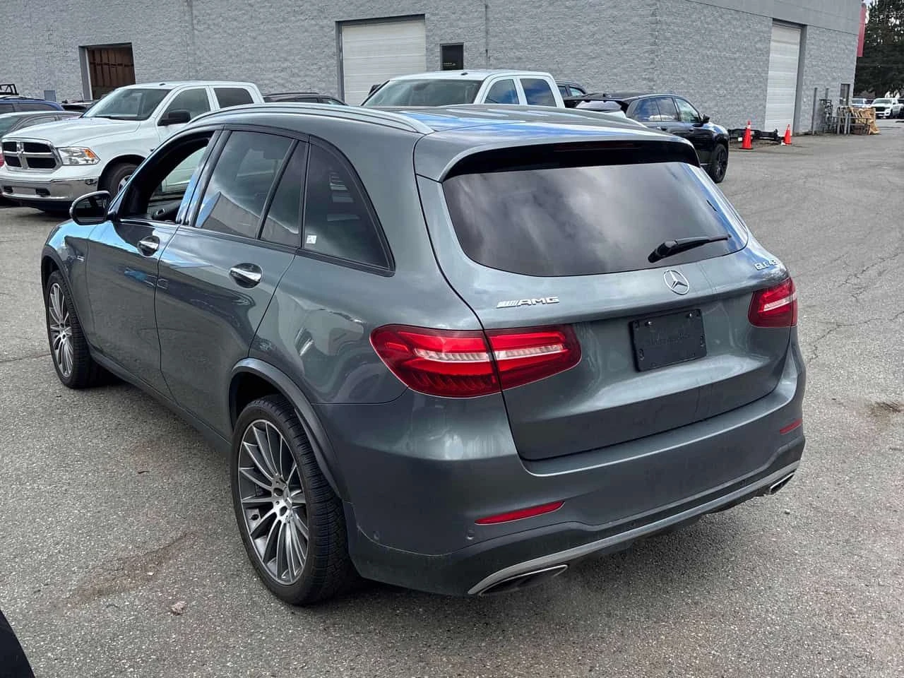 Mercedes-Benz GLC AMG 43 / 360 / DISTRONIC / BURMESTER / , снимка 2 - Автомобили и джипове - 55085012