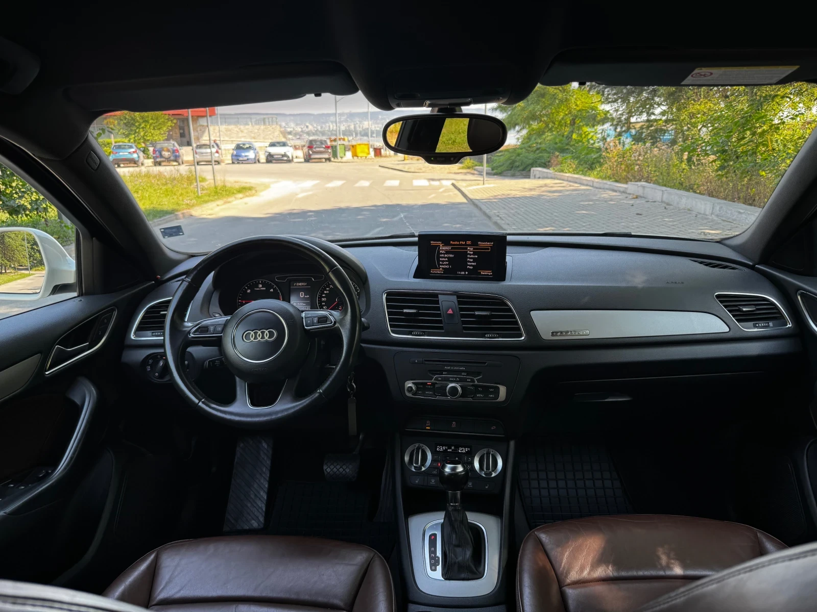Audi Q3 2.0TDI Quattro 177hp  Кафяв Салон, снимка 8 - Автомобили и джипове - 55539409