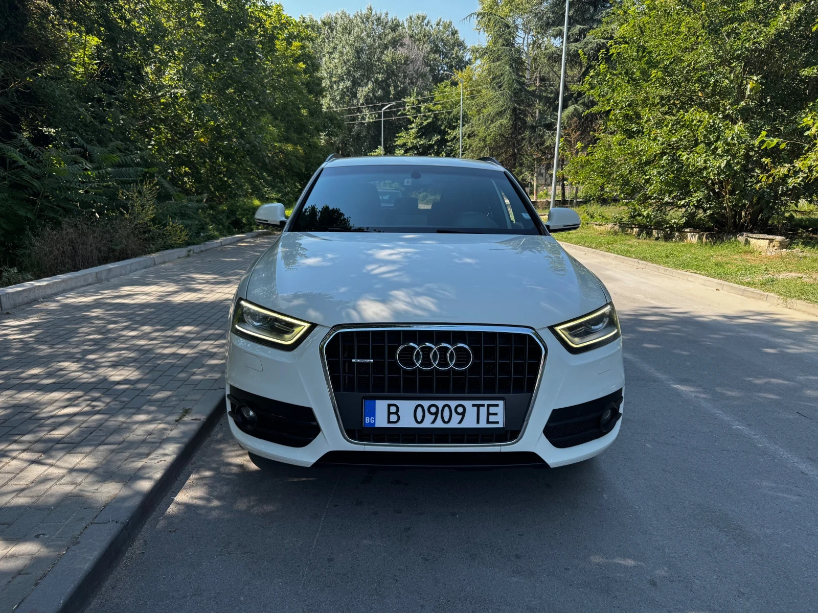 Audi Q3 2.0TDI Quattro 177hp  Кафяв Салон, снимка 2 - Автомобили и джипове - 55539409