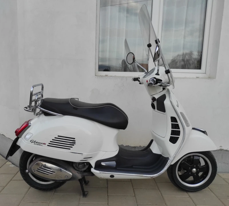 Vespa GTS 300cci ABS ASR LED 2016г, снимка 7 - Мотоциклети и мототехника - 45557445