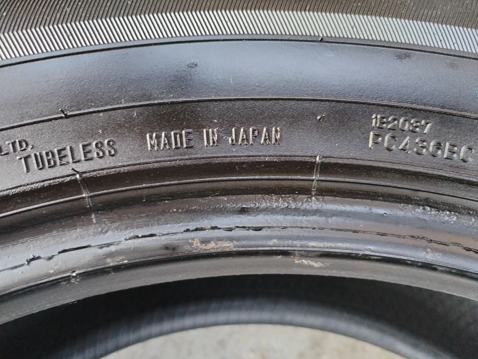 Гуми Всесезонни 225/60R18, снимка 4 - Гуми и джанти - 55657923