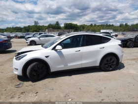 Tesla Model Y Long Range Dual motor 2024, снимка 13