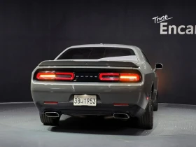 Dodge Challenger 5.7 5.7 Automatic, снимка 4
