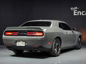 Dodge Challenger 5.7 5.7 Automatic, снимка 2