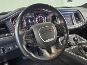 Dodge Challenger 5.7 5.7 Automatic, снимка 13