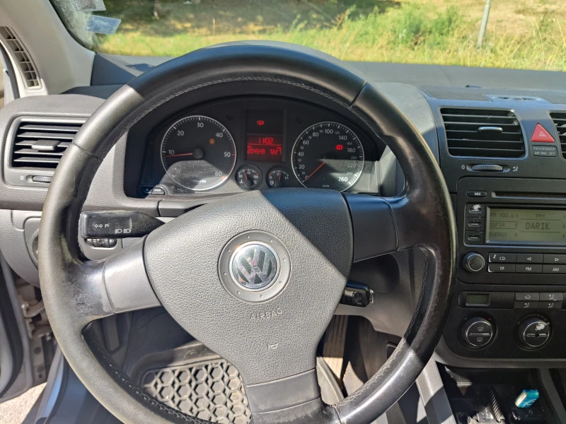 VW Golf 5, снимка 2 - Автомобили и джипове - 47441433