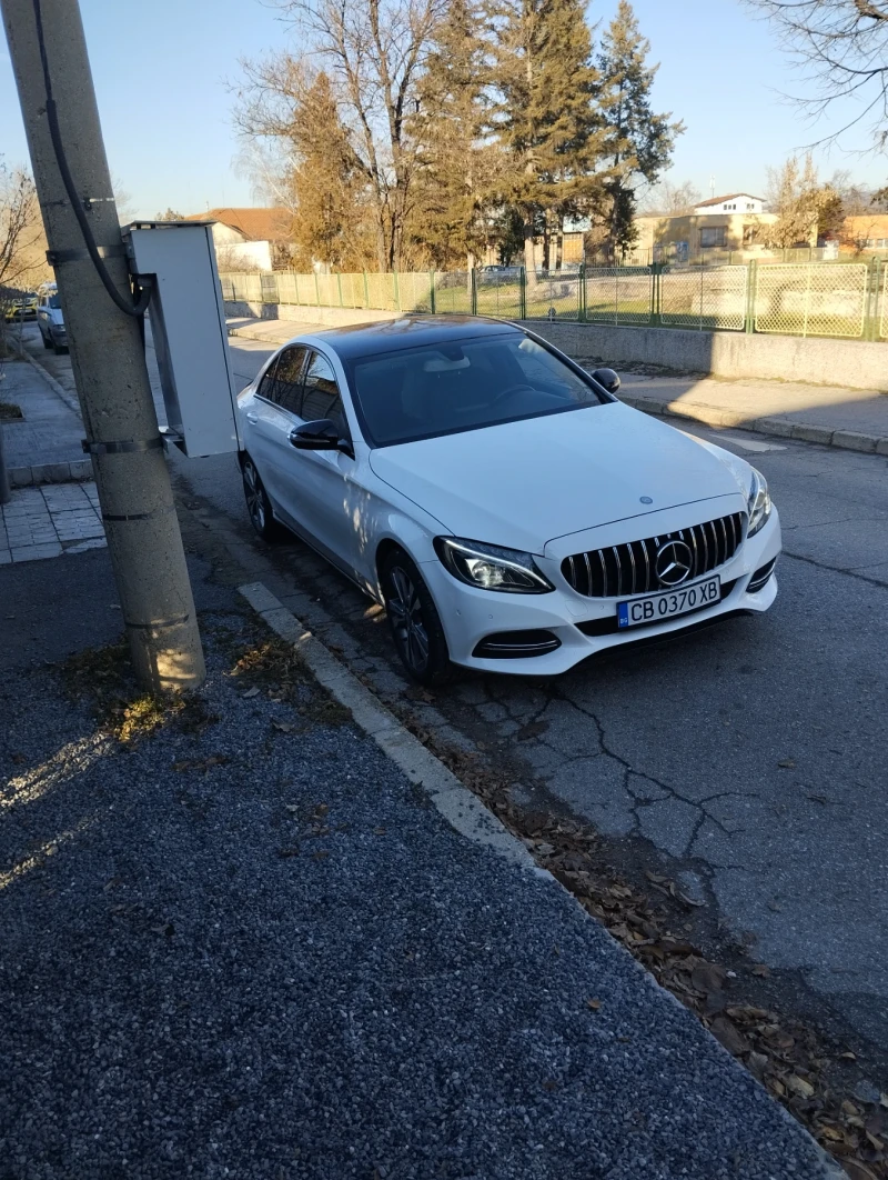 Mercedes-Benz C 220, снимка 7 - Автомобили и джипове - 47599329