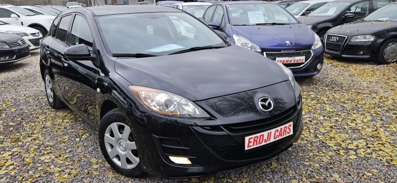 Mazda 3 2010г* Full екстри, снимка 2 - Автомобили и джипове - 48174090