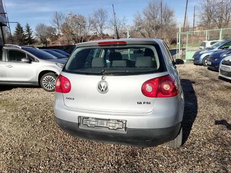 VW Golf 1.6 бензин, 116кс, 2006г., снимка 5 - Автомобили и джипове - 48394881