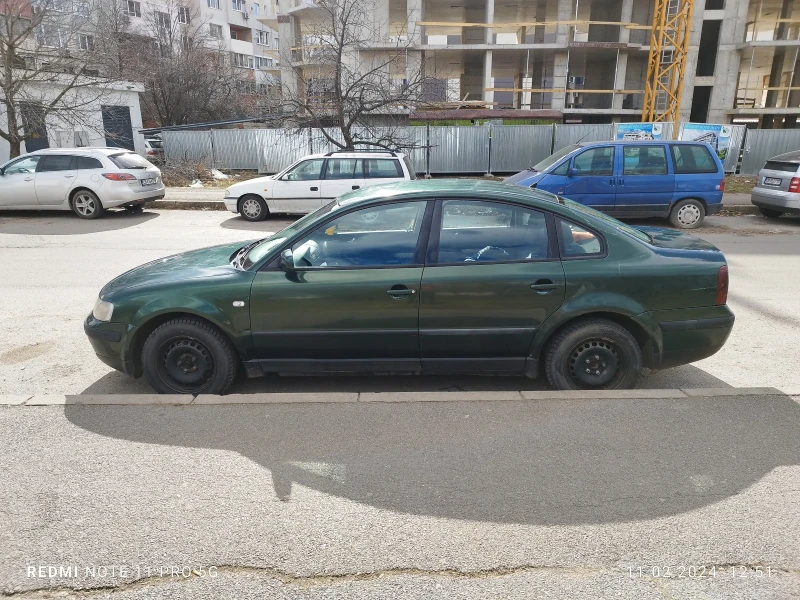 VW Passat, снимка 4 - Автомобили и джипове - 49027813