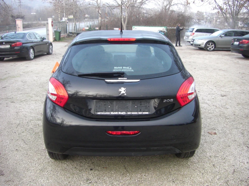 Peugeot 208 1.4hdi NAVI EURO 5B, снимка 4 - Автомобили и джипове - 49361401