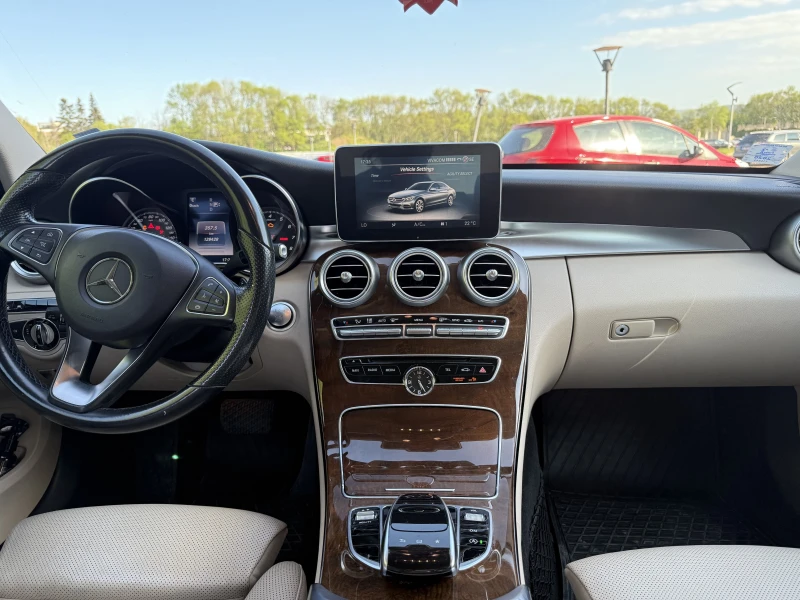 Mercedes-Benz C 300 4 MATIC, снимка 8 - Автомобили и джипове - 50944107