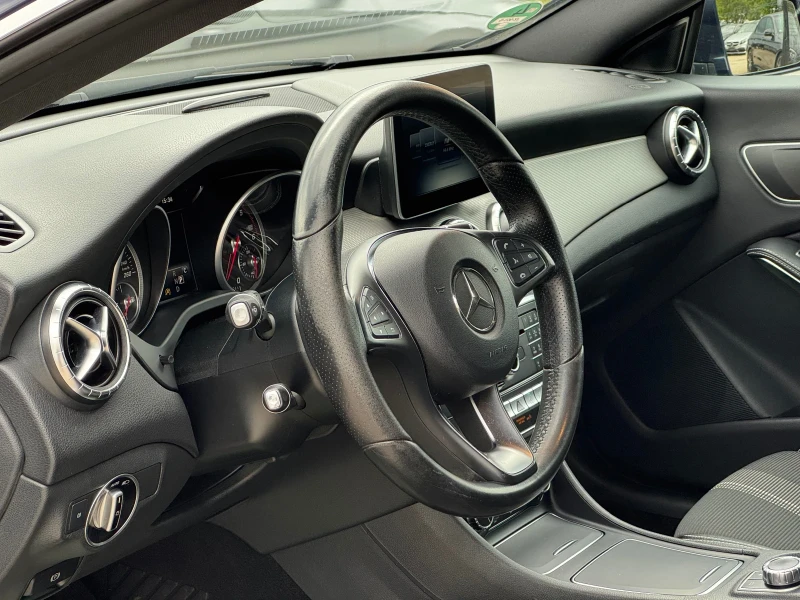 Mercedes-Benz CLA 220 Shooting-BRAKE, снимка 10 - Автомобили и джипове - 50559214