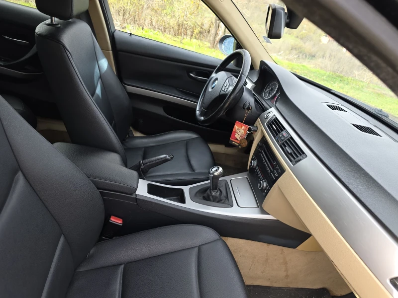 BMW 320, снимка 3 - Автомобили и джипове - 52492980