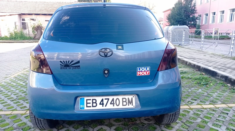Toyota Yaris 1.3  , снимка 7 - Автомобили и джипове - 52505569