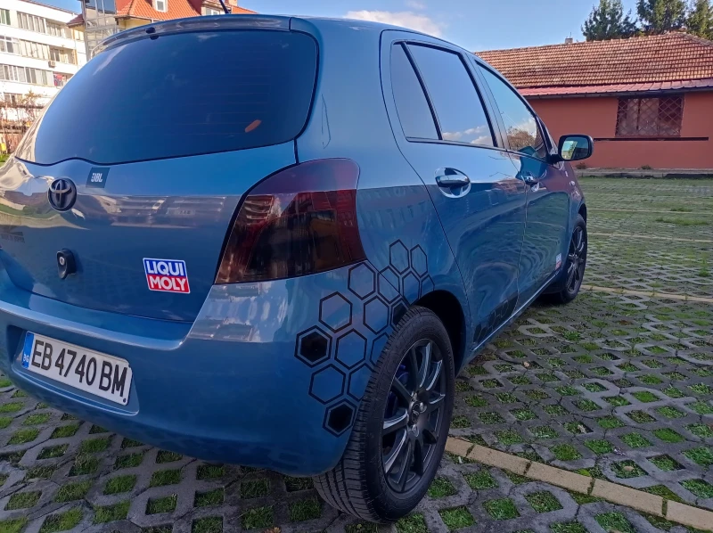 Toyota Yaris 1.3  , снимка 4 - Автомобили и джипове - 52505569