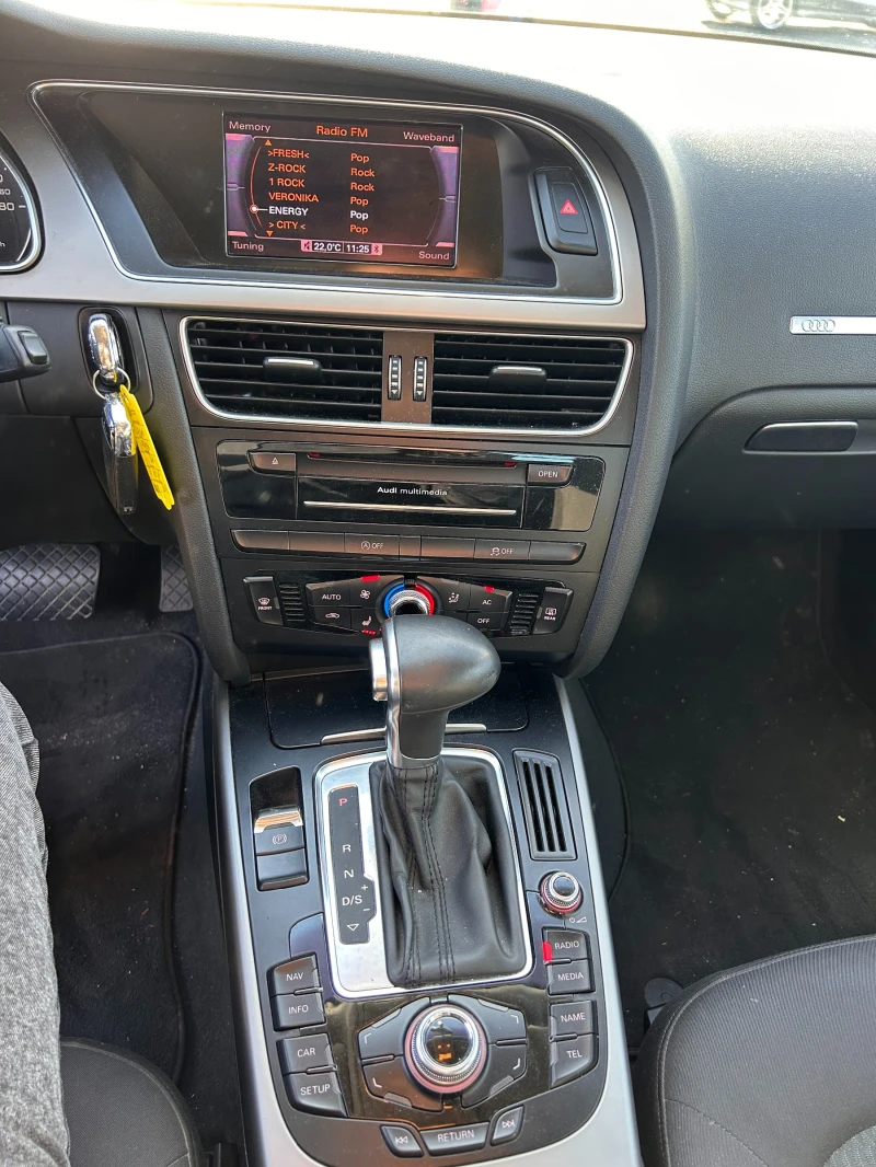 Audi A5 1.8FSI AVTOMAT/NAVI EURO 5, снимка 12 - Автомобили и джипове - 52814300
