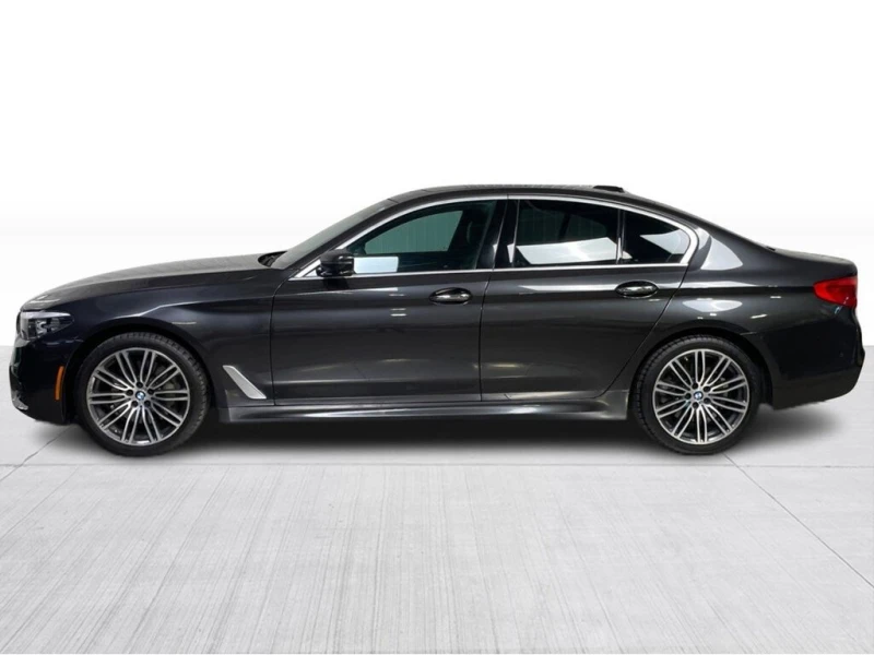 BMW 530 * 530i xDrive M Package Cuir Toit GPS Si?ges chauf, снимка 15 - Автомобили и джипове - 52919465