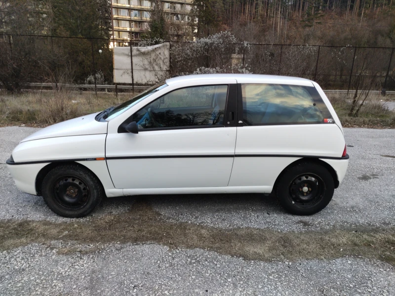Lancia Ypsilon 1.2, снимка 5 - Автомобили и джипове - 52951035