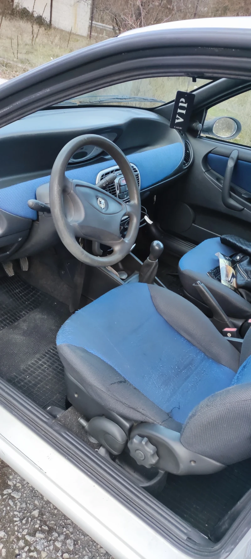 Lancia Ypsilon 1.2, снимка 9 - Автомобили и джипове - 52951035