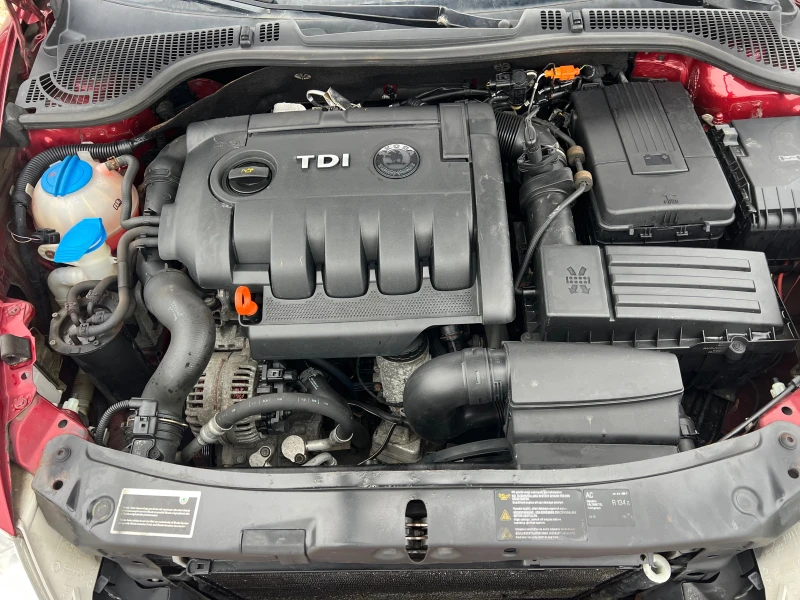 Skoda Octavia 1.9TDi/105p.s-4x4/Koja/Xenon!!!, снимка 15 - Автомобили и джипове - 53225170