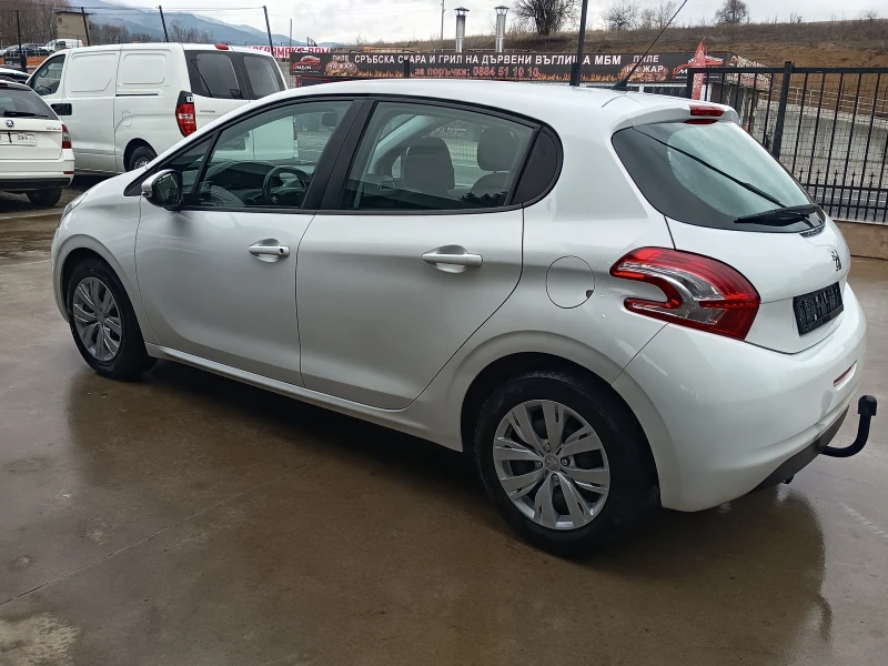 Peugeot 208 1.4hdi, снимка 7 - Автомобили и джипове - 53287896