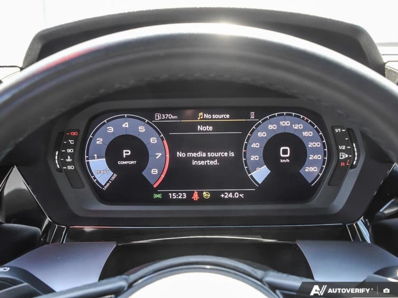 Audi A3 !quattro Komfort AWD!* АвтоКредит* Цена до БГ* , снимка 9 - Автомобили и джипове - 53525944