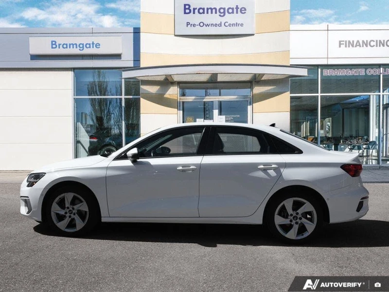 Audi A3 !quattro Komfort AWD!* АвтоКредит* Цена до БГ* , снимка 3 - Автомобили и джипове - 53525944