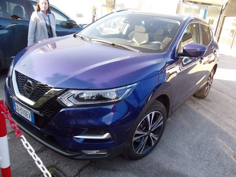 Nissan Qashqai 1.5 DCI N-connecta - Diesel - Automatic - 115 hp, снимка 1 - Автомобили и джипове - 48361336