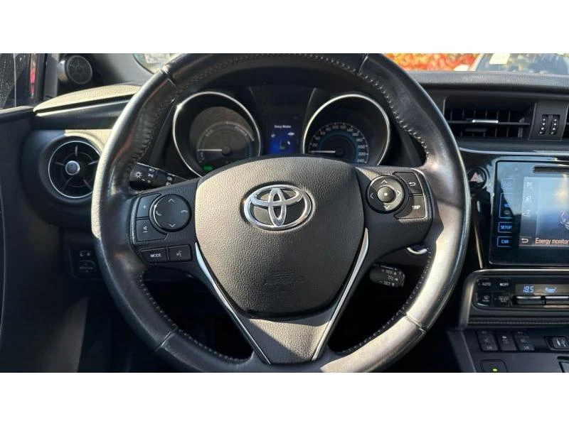 Toyota Auris, снимка 13 - Автомобили и джипове - 48368164