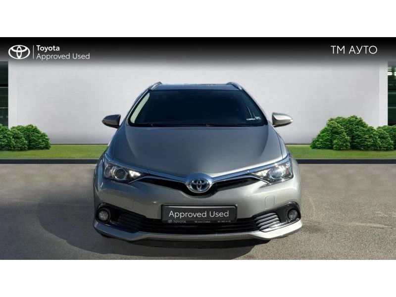 Toyota Auris, снимка 5 - Автомобили и джипове - 48368164