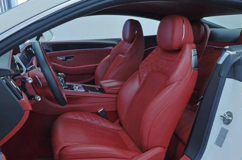 Bentley Continental gt  4.0 V8, снимка 4 - Автомобили и джипове - 53922320