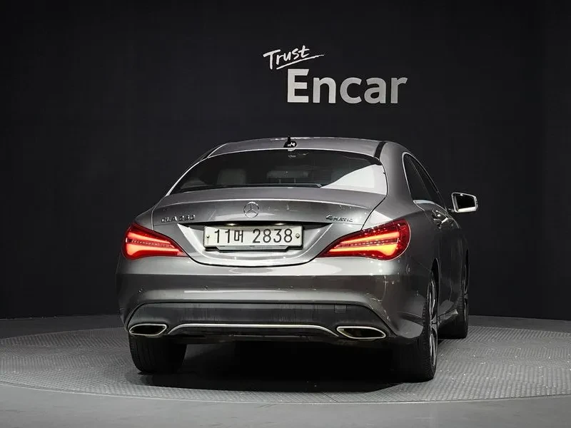 Mercedes-Benz CLA 2.5, снимка 4 - Автомобили и джипове - 54288351