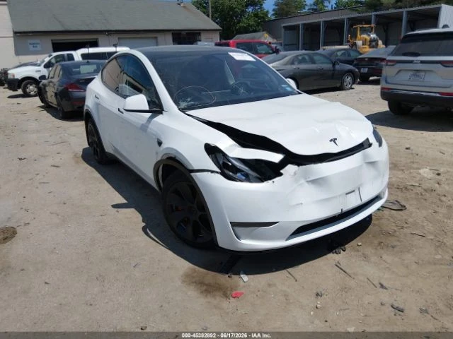 Tesla Model Y Long Range Dual motor 2024