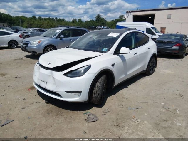 Tesla Model Y Long Range Dual motor 2024, снимка 2 - Автомобили и джипове - 55616336