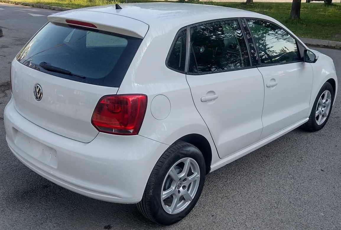 VW Polo 1,2i 69ps EURO 5B - изображение 4