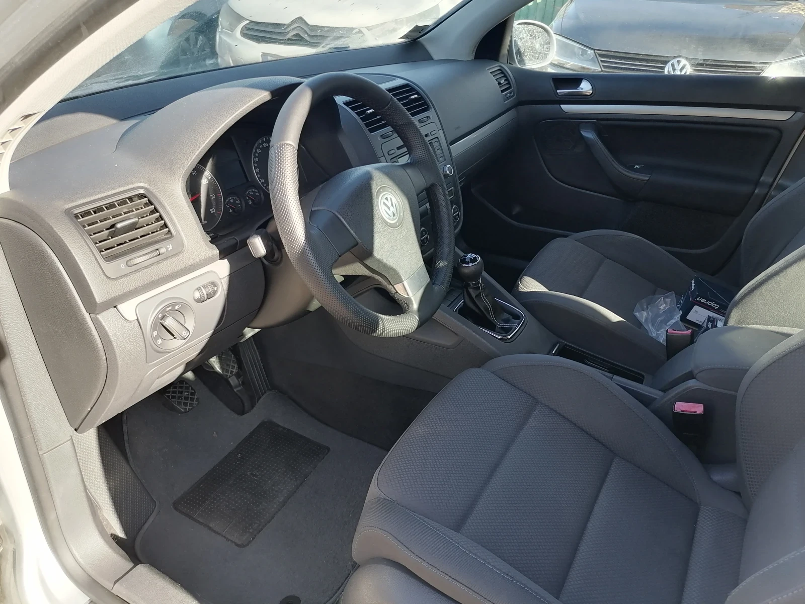 VW Golf 1.6 , 116, 2006. | Mobile.bg   11