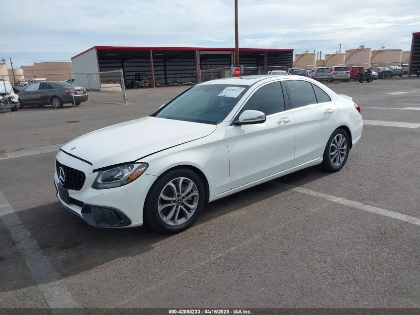 Mercedes-Benz C 300 2.0L I-4 DI, DOHC, VVT, TURBO, 241HP Rear Wheel - изображение 2