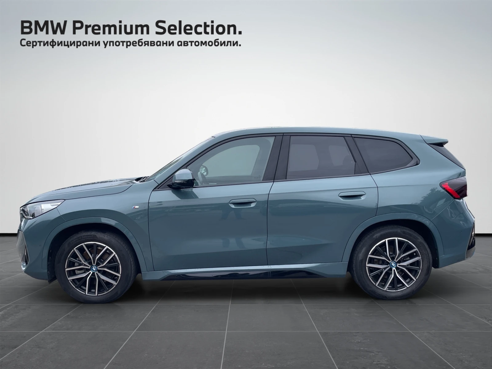 BMW iX1 xDrive30 - изображение 3