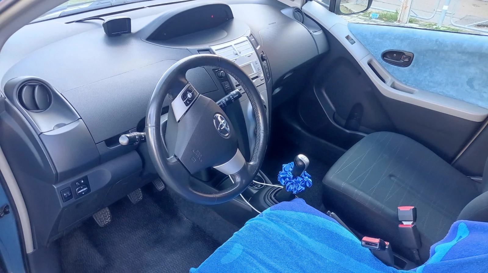 Toyota Yaris 1.3   | Mobile.bg � ����������� 11