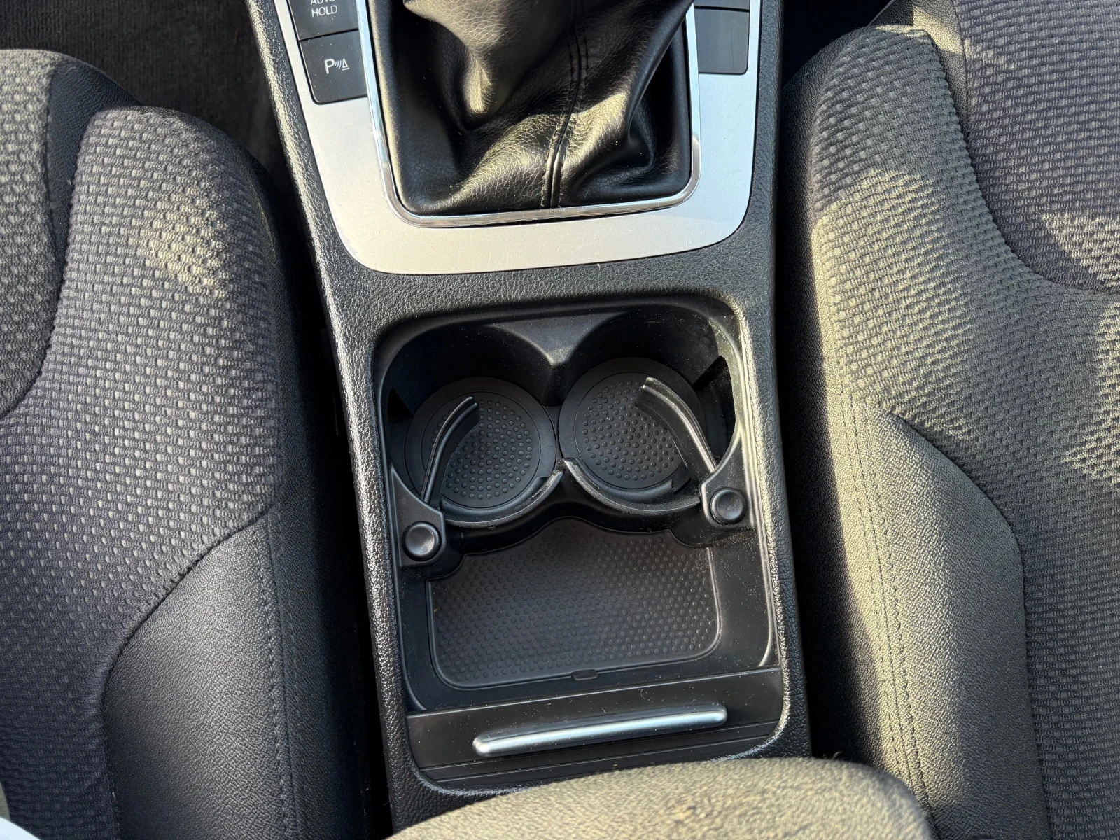 VW Passat, снимка 11 - Автомобили и джипове - 53710192