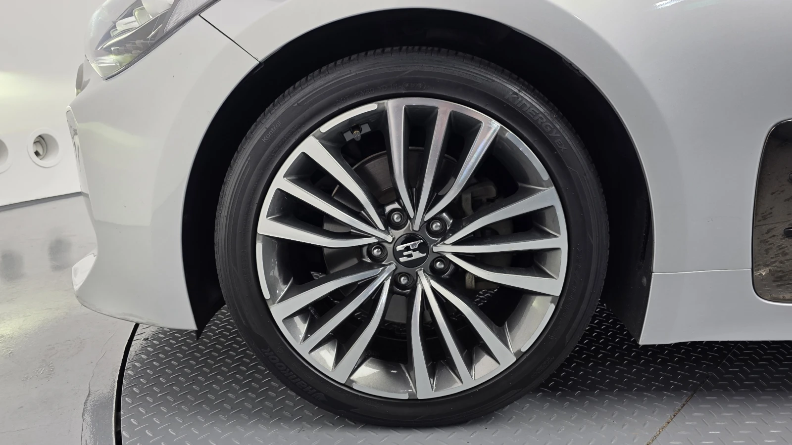 Kia Stinger 2.0T 2WD PLATINUM autogeorge.com, снимка 5 - Автомобили и джипове - 54121679