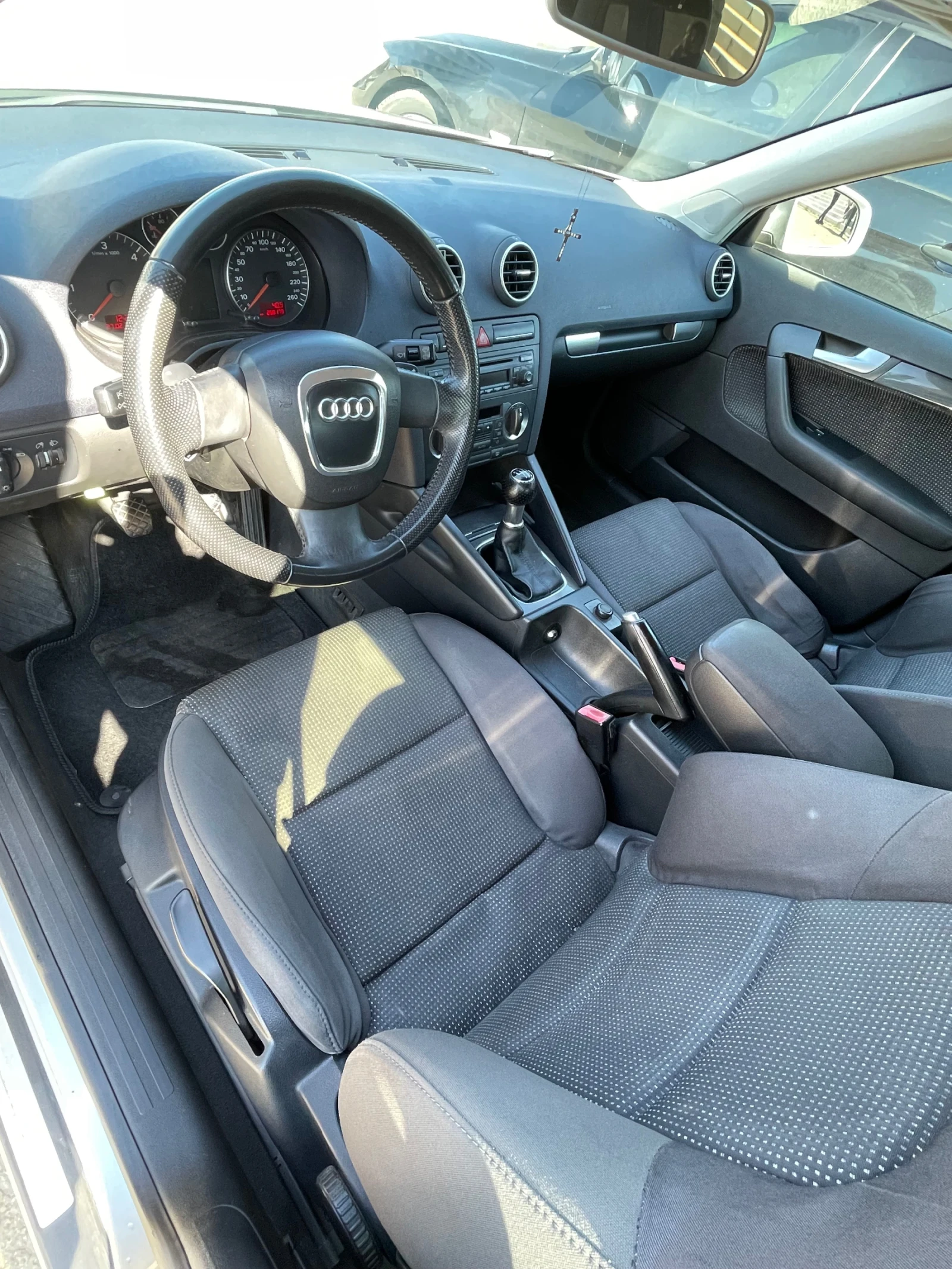 Audi A3 2.0 TDI 16V, снимка 5 - Автомобили и джипове - 54244437