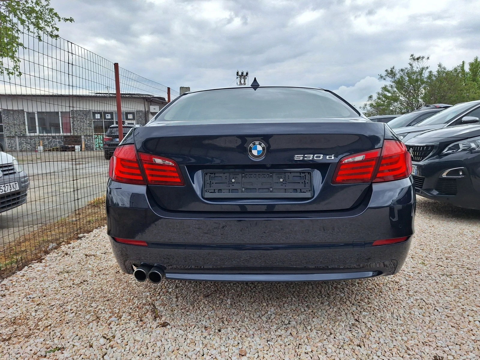 BMW 530 XD* НАВИ/КАМЕРА/КСЕНОН/КОЖА/ХЕДЪП/ФУЛЛ* , снимка 4 - Автомобили и джипове - 54377552