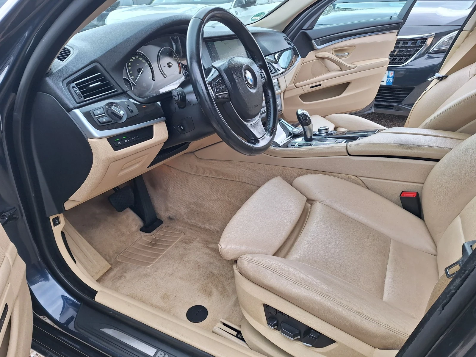 BMW 530 XD* НАВИ/КАМЕРА/КСЕНОН/КОЖА/ХЕДЪП/ФУЛЛ* , снимка 10 - Автомобили и джипове - 54377552