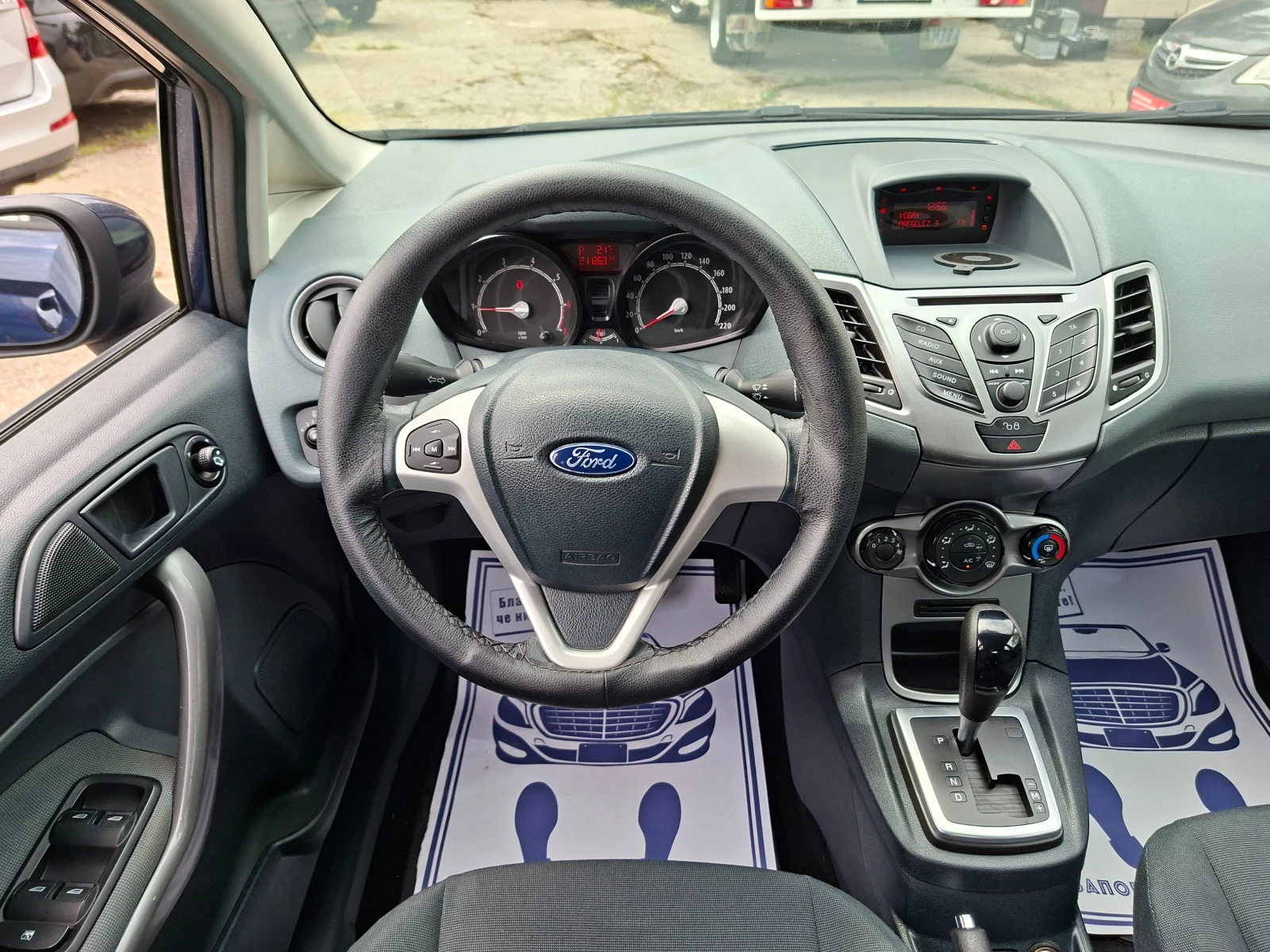 Ford Fiesta 1.4i* AUTOMATIC* TITANIUM* 36м. х 137EUR.* , снимка 11 - Автомобили и джипове - 54614452
