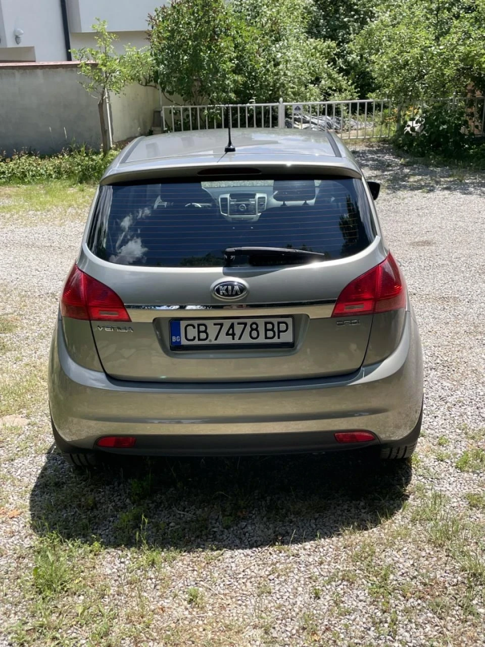 Kia Venga 1.4 CRDi, снимка 4 - Автомобили и джипове - 54989915